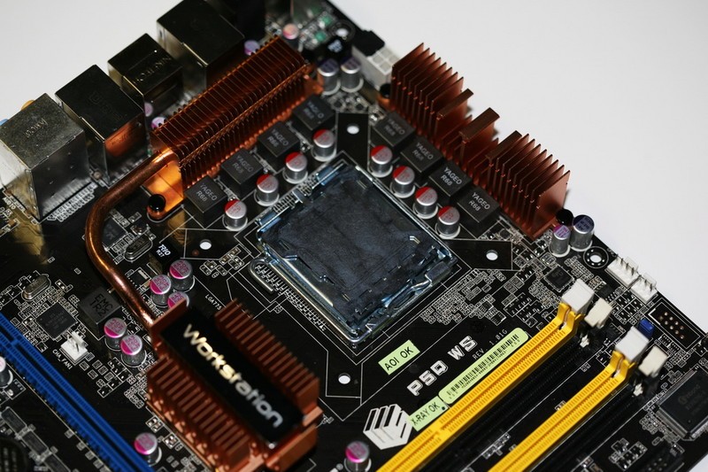 【高清图】 华硕p5q ws图3