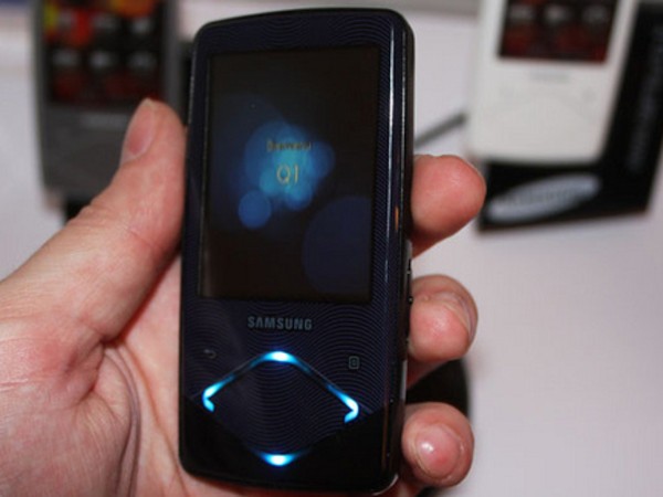 中关村商城|三星yp-q1(4gb) 三星经典款mp4 现货销售 特价促销