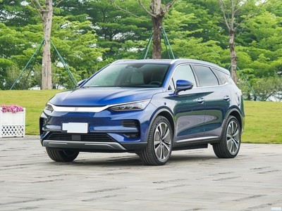 ǵ Դ 2022 EV 635KM 콢
