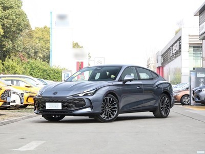  MG7 2023 2.0T Զ