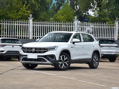  ̽ 2024 300TSI Plusװ