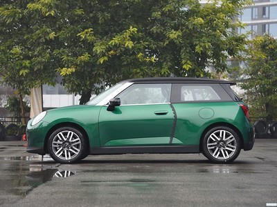 綯MINI COOPER 2025 456km COOPER E 