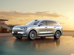 �������� �ʽ�M8 2025�� ���� Max�� 37kWh 5����