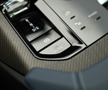 ����X3 2025�� xDrive25L ������װ�пط�����1