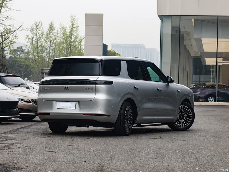 �Ǽ����� �Ǽ�LS8 2026�� 52 Max+ ����������