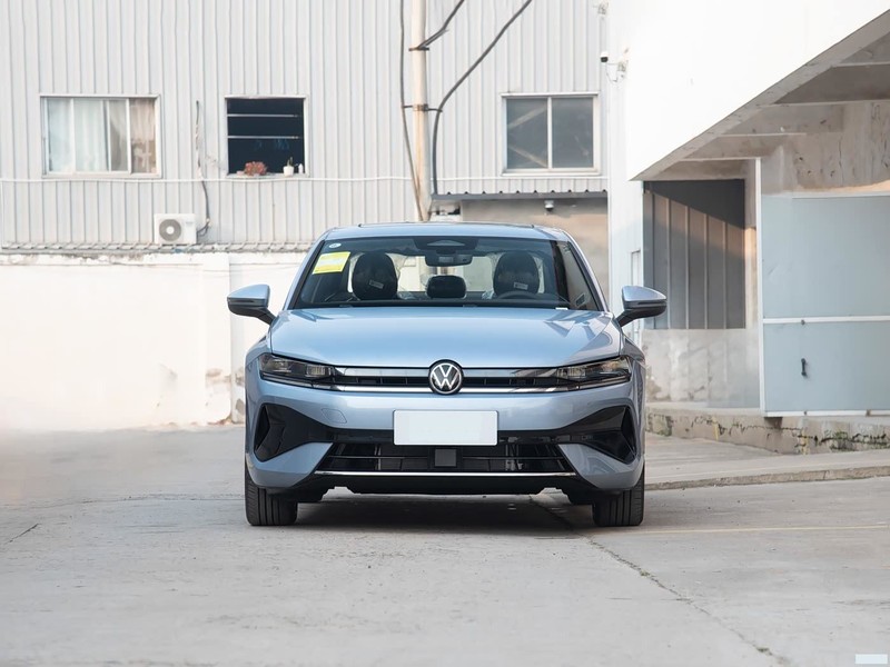 ���� ���� 2026�� L 300TSI DSG ������