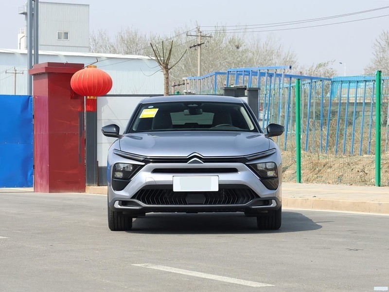 ѩ���� ������C5 X 2026�� 1.6T �ò���