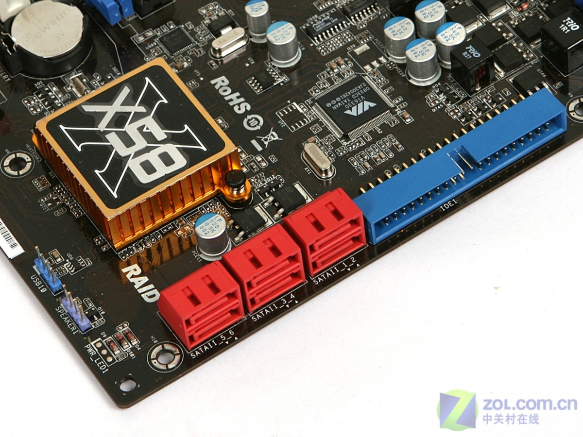 华擎x58 supercomputer 局部细节图(2/12)