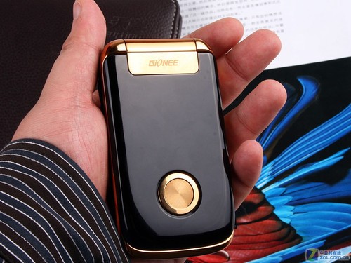 双卡双待低价位 金立a320手机售600元