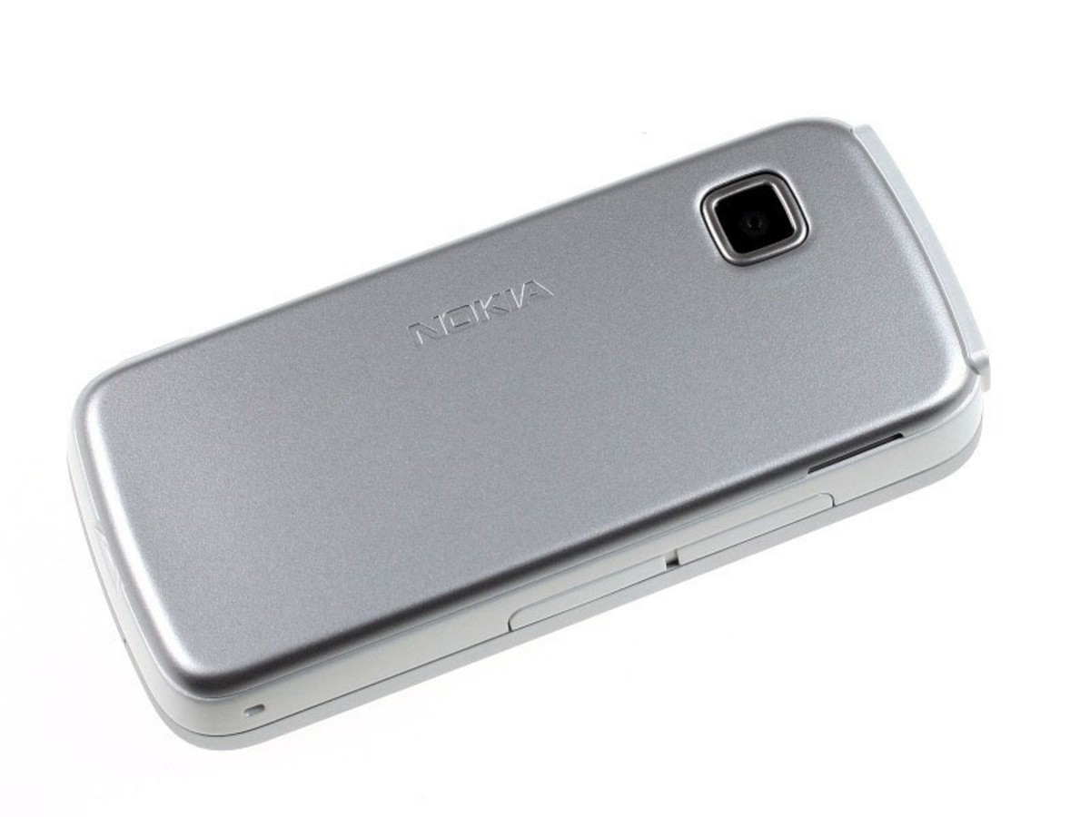 低端娱乐机首选 诺基亚5230xm仅1199元 (1/3)