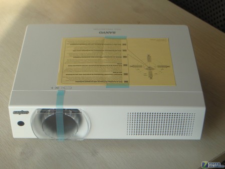 典雅白尊贵大气 三洋xu1060c特价促销-三洋 xu1060c_上海投影机行情