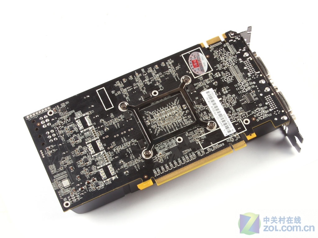 显卡 七彩虹显卡 七彩虹igame460-gd5 ch版 1024m r40 图片 返回综述