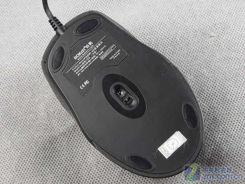 伯凯g3有线鼠标 底部