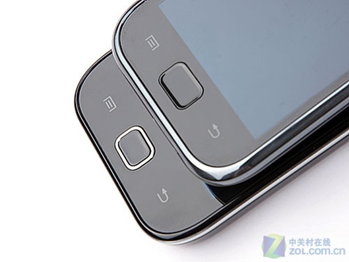 【高清图】 双雄 电信i909对比三星galaxy s(i9000)图3