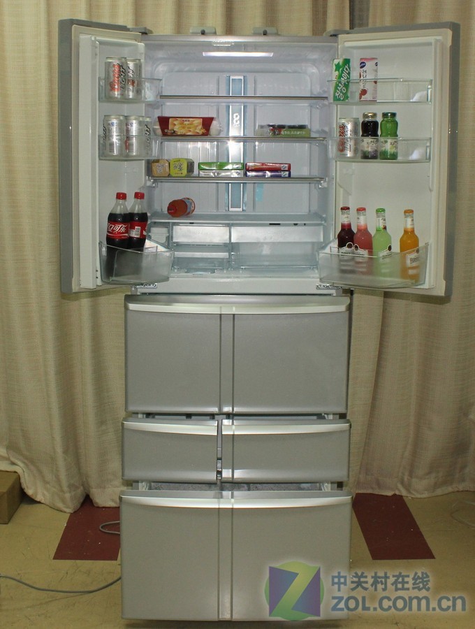 【高清图】 小体积大容量 东芝新品六开门冰箱首测图60