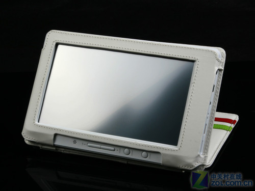 ɲP702 