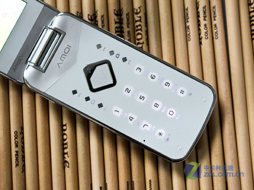 时尚唯美翻盖设计 夏新f56真机美图赏