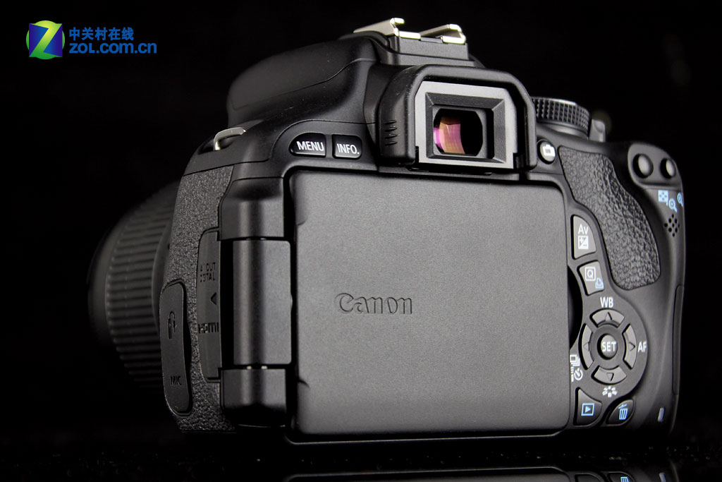 数码相机 佳能数码相机 佳能600d(单机) 图片 实拍图87 / 114隐藏