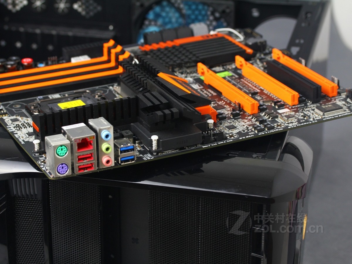 【高清图】 技嘉(gigabyte)ga-x58a-oc效果图 图159