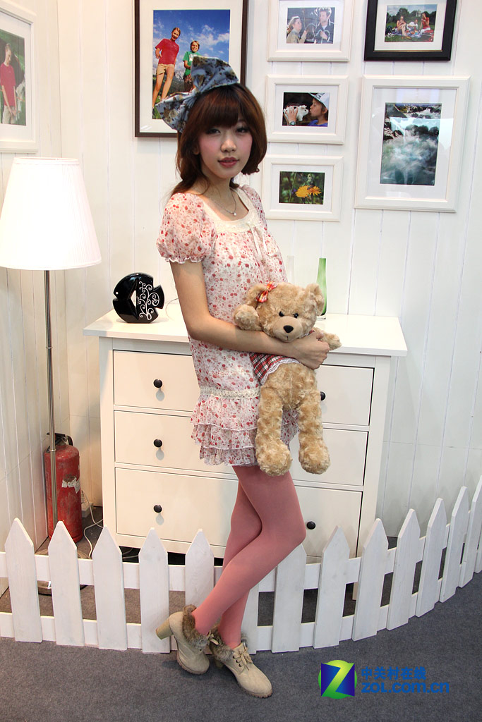 P&E2011:崿ڼŮ չ̨ģ