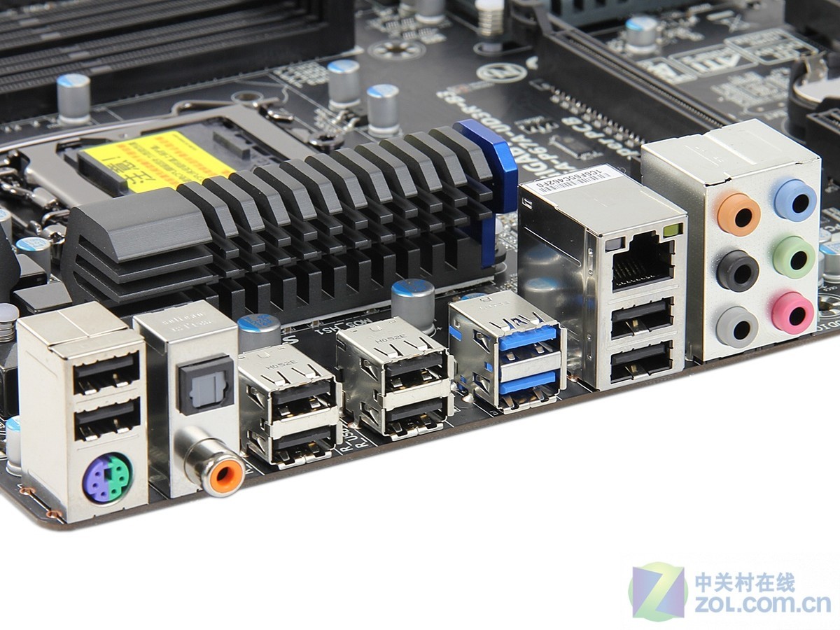 【高清图】 黑色会新宠 技嘉p67a-ud3r-b3美图赏析图5