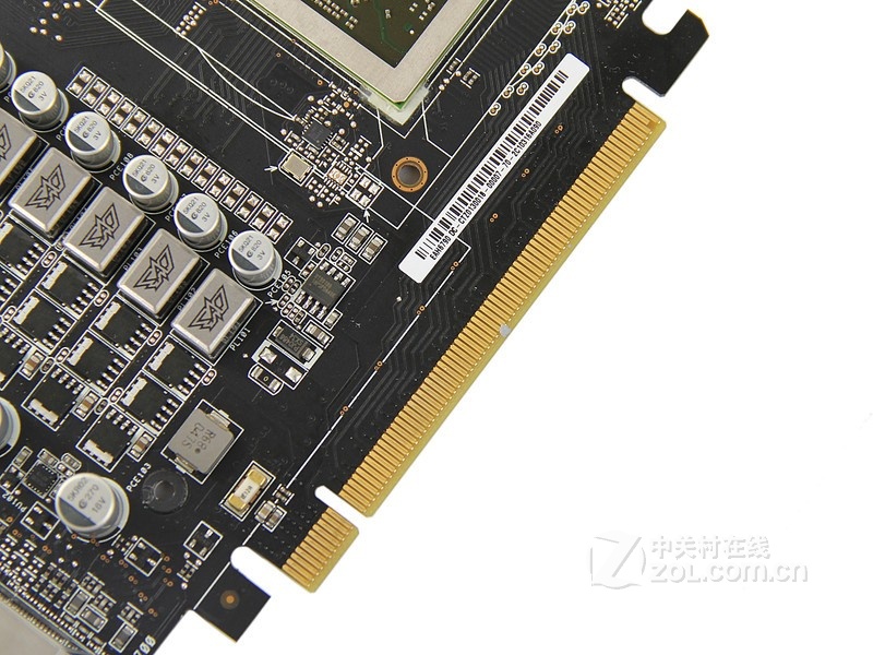 zol首页 显卡 华硕显卡 华硕eah6790 dc/2di2s/1gd5 图片 > 详细内容