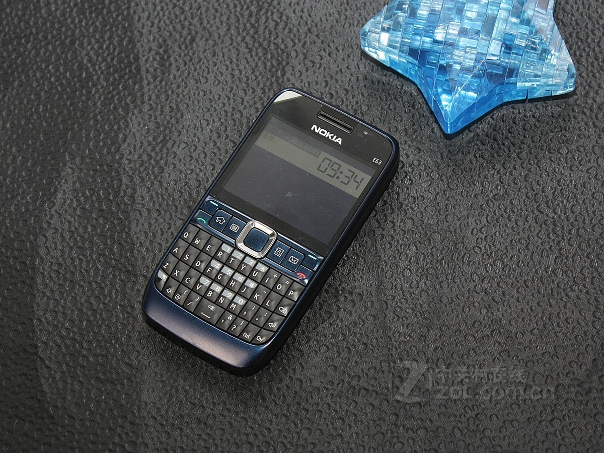 【高清图】 诺基亚(nokia)e63暗夜蓝 图382