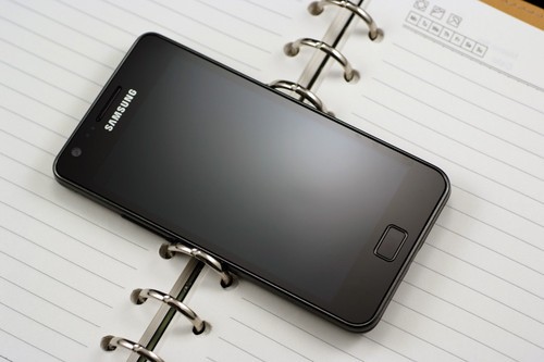 主流安卓之选 三星i9100购机送好礼