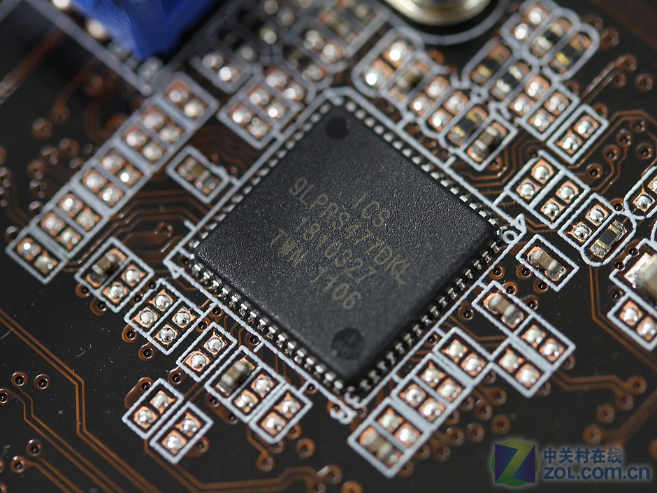 9系列新贵 华硕高品质970主板高清图赏