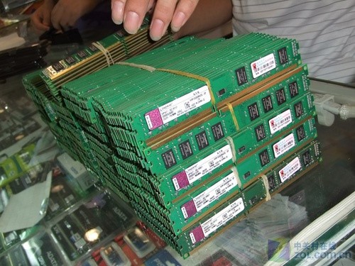ת�۵㣡4GB�ڴ����130Ԫ�ڴ�һ�� 