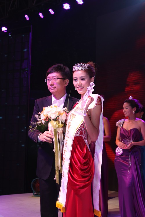 �����Miss ChinaJoy���Ǽ����յ׽��� 