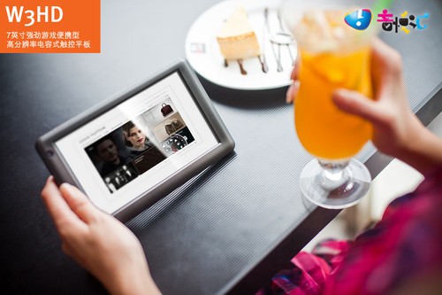 �Ķ�������ս ���û�W3HD�Ա�XOOM���� 