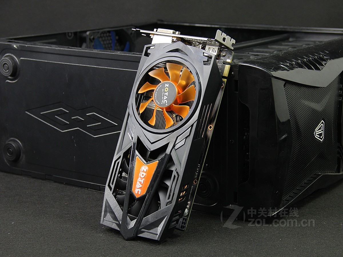 【高清图】 索泰(zotac)gtx550ti-2gd5 dtc效果图 图61