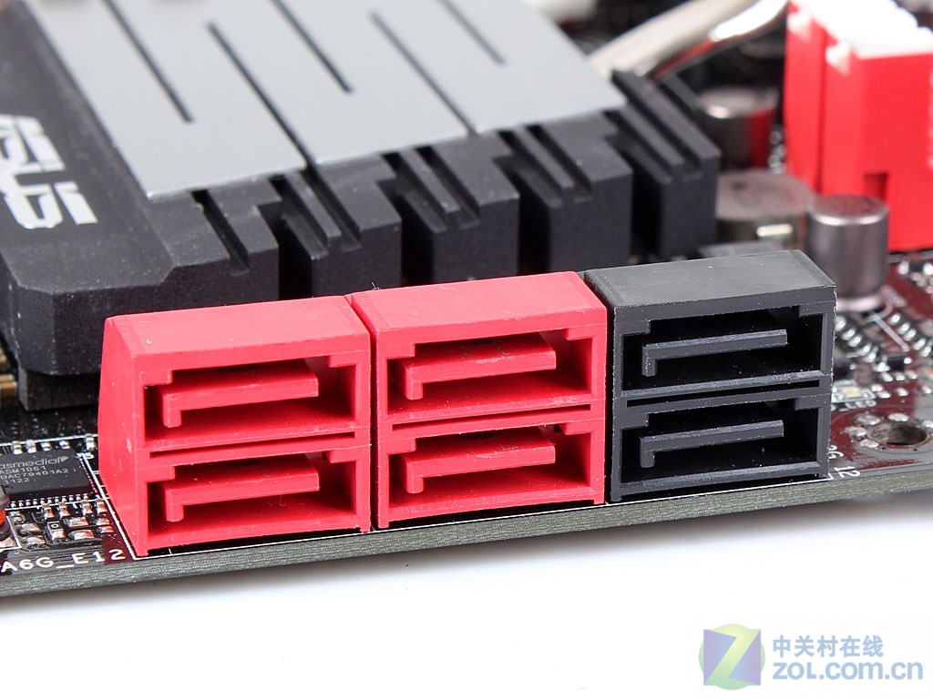 延续小板超频神话 华硕r4g神器多图赏