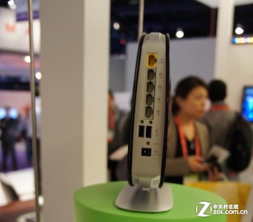 登场CES2012 Belkin推450M双频新路由