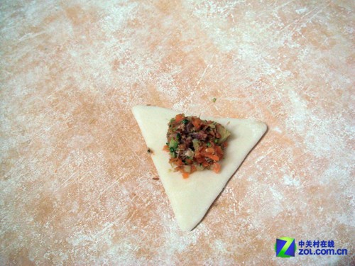 春节全家亲手实践 打造饺子的七种包法