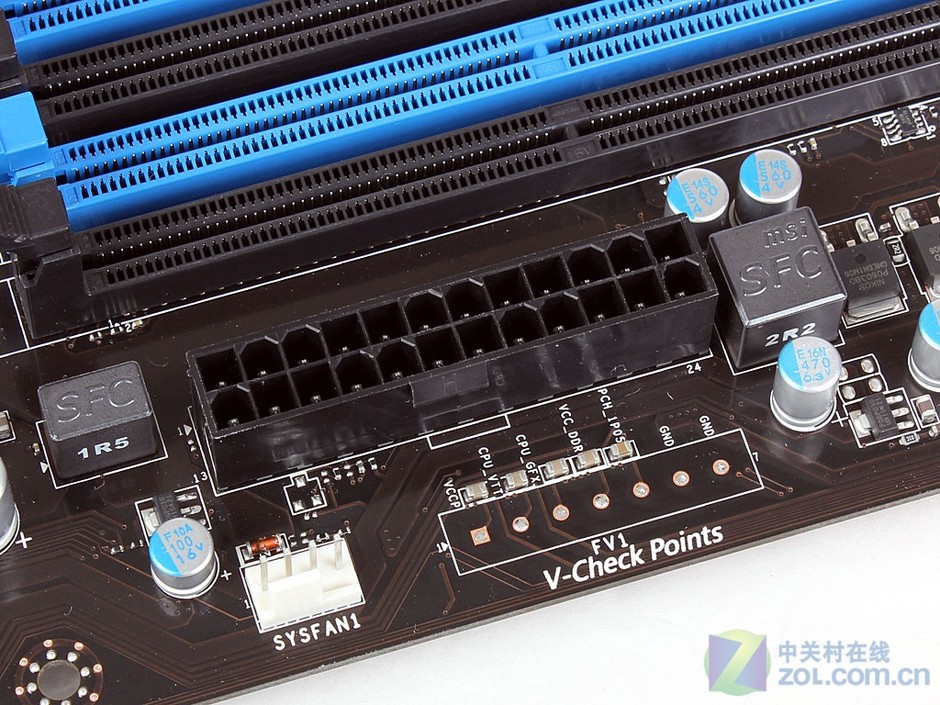 24针主板供电接口