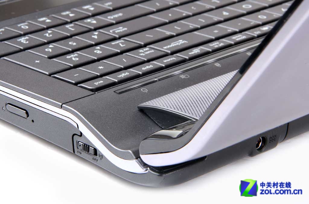 【高清图】 别惯坏你的耳朵 揭开华硕n53s音质奥秘图4