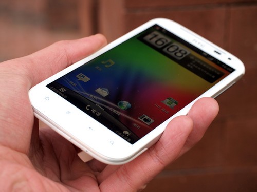 大屏多媒体智能机 htc g21售价仅1780元