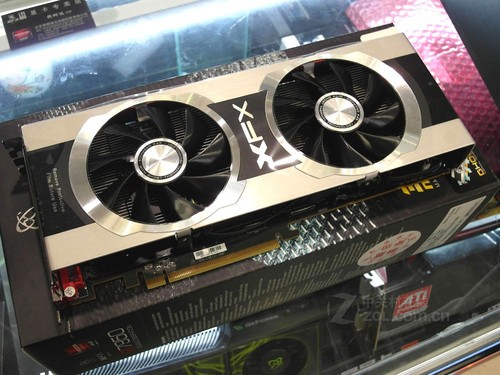 拔得头筹3gb版讯景hd7950报3799元到货