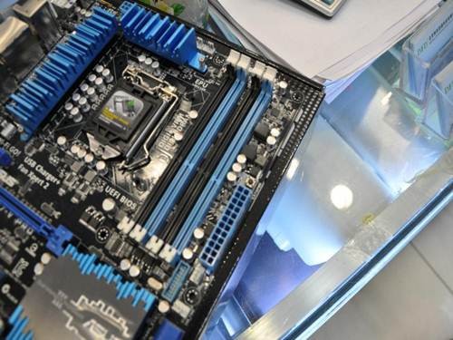 高端z77初露锋芒华硕p8z77vpro售1999元