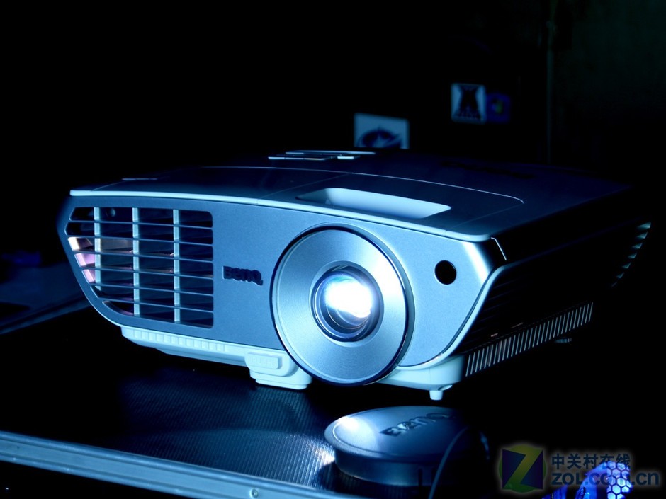 家用入门1080p影院 明基w1060投影图赏