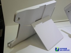 Computex��Ʒ �곞WIN8ƽ��W700���� 