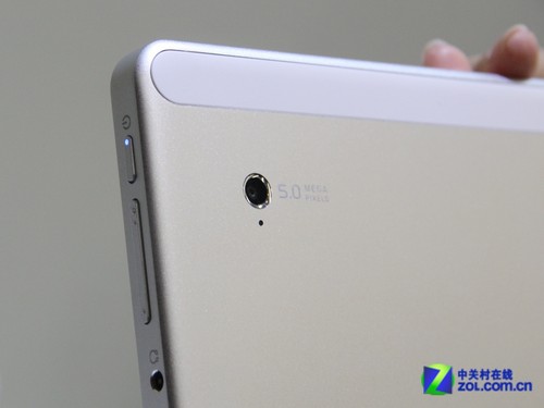Computex��Ʒ ���WIN8ƽ��W700���� 