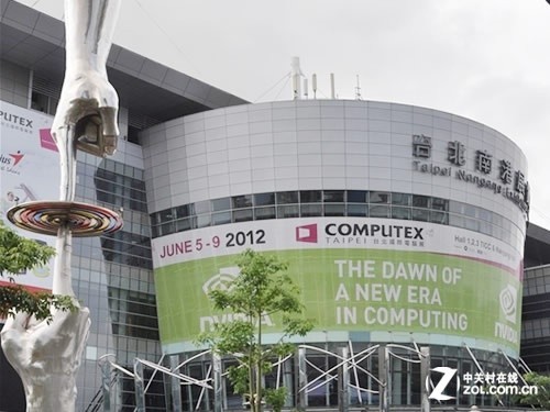 ̨������չ ��һ�β�ҵ�߳���ǰ�� 