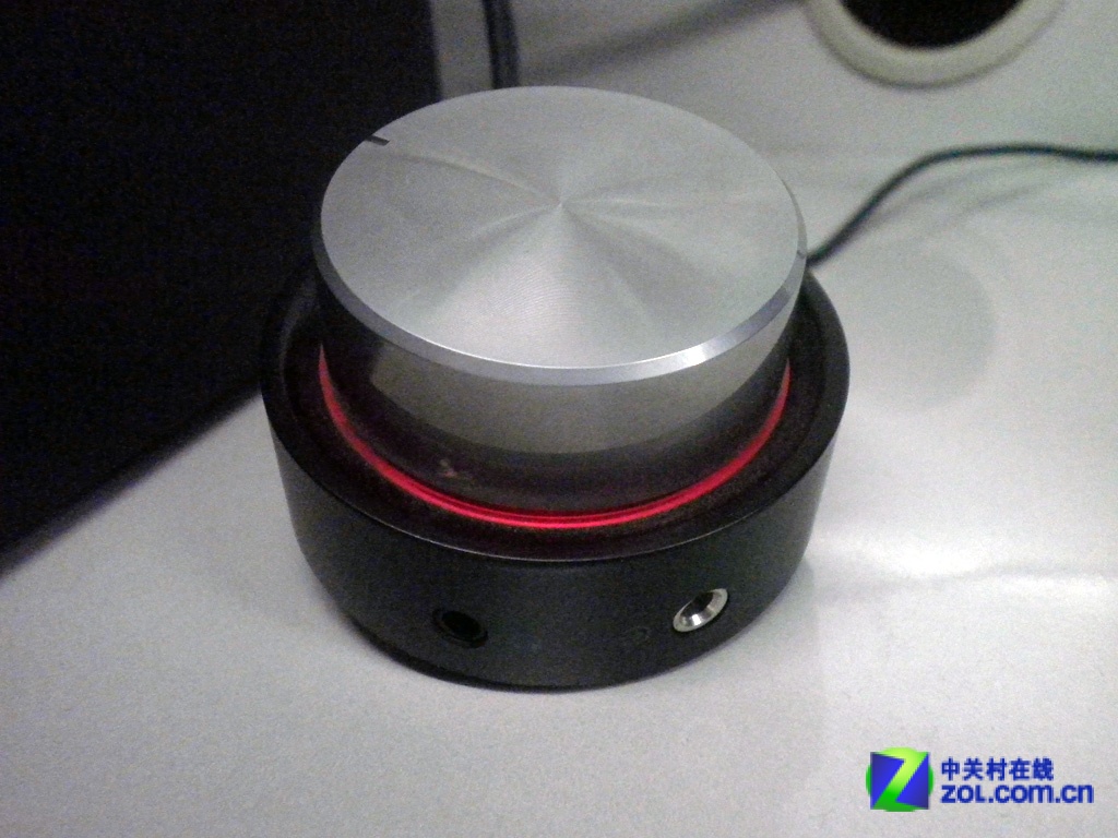 【高清图】 外观优雅线控控制 漫步者e3200售460元图3