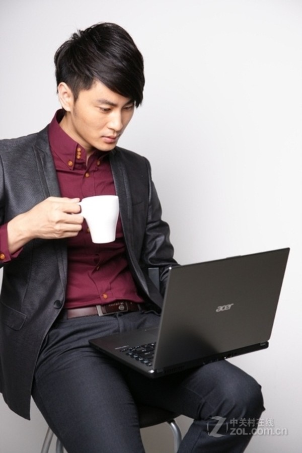 【高清图】 acer宏碁(acer)acer m5-481g-53314g52mass原创图赏 图2