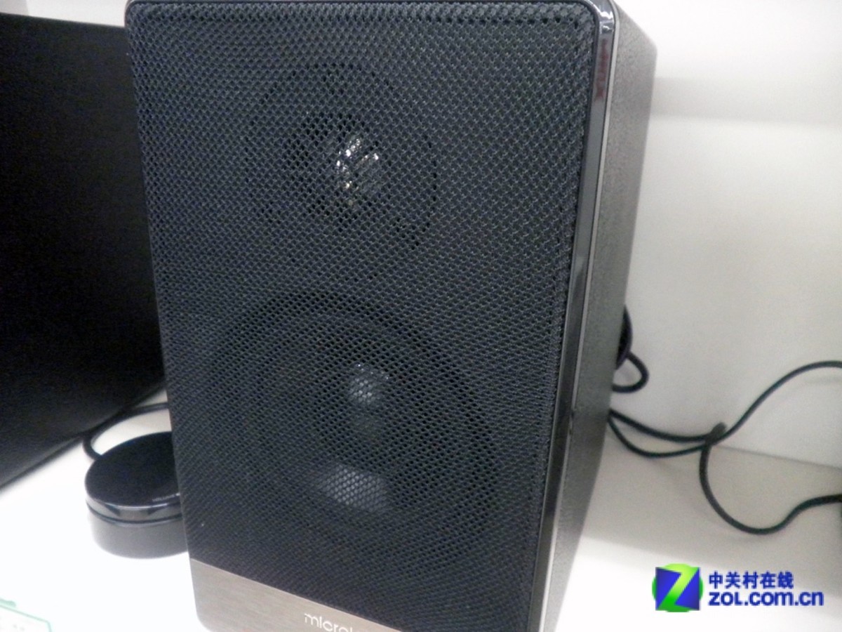 【高清图】 采用线控控制 麦博 钛极h11音箱690元图2