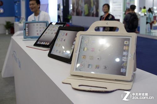 MacWorld 2012飞尚展台美女产品都不少