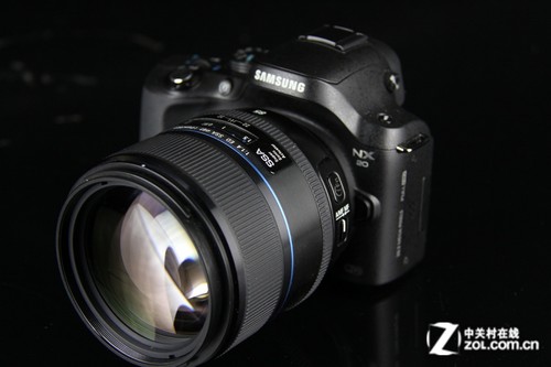 Ȧ 85mm F1.4ͷ 